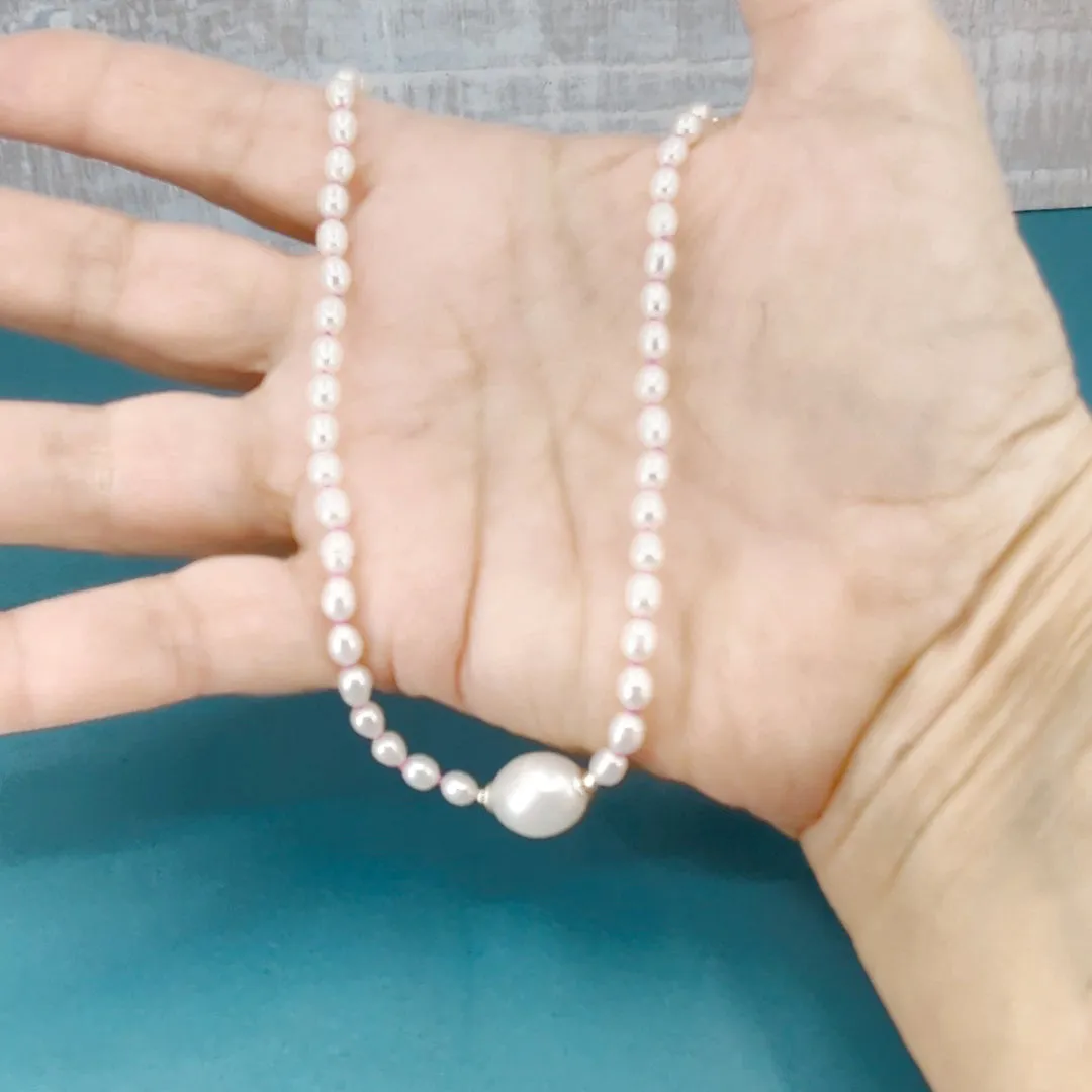 Pretty in Pink Strand of Pearls