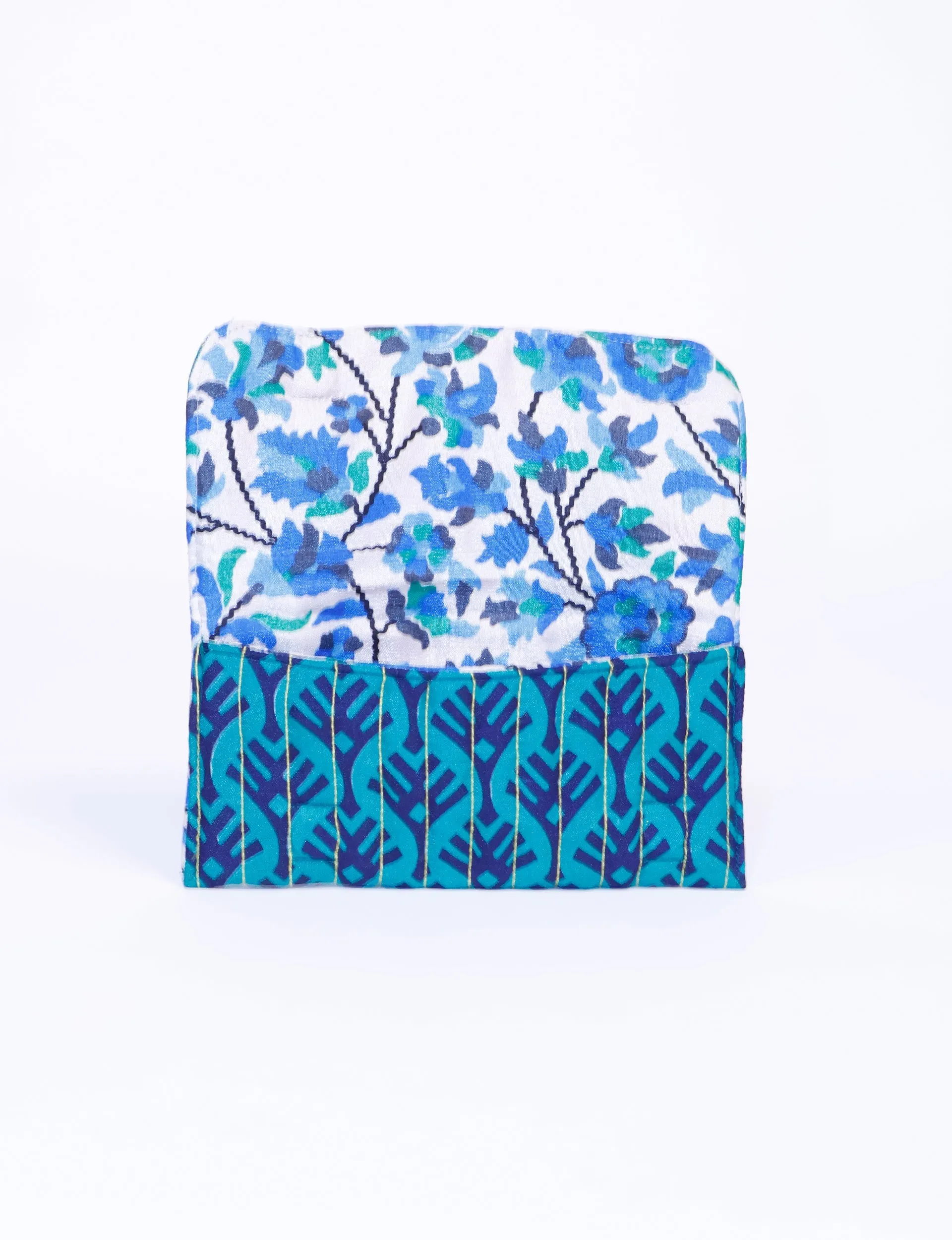 QUILTED SUNGLASSES CASE