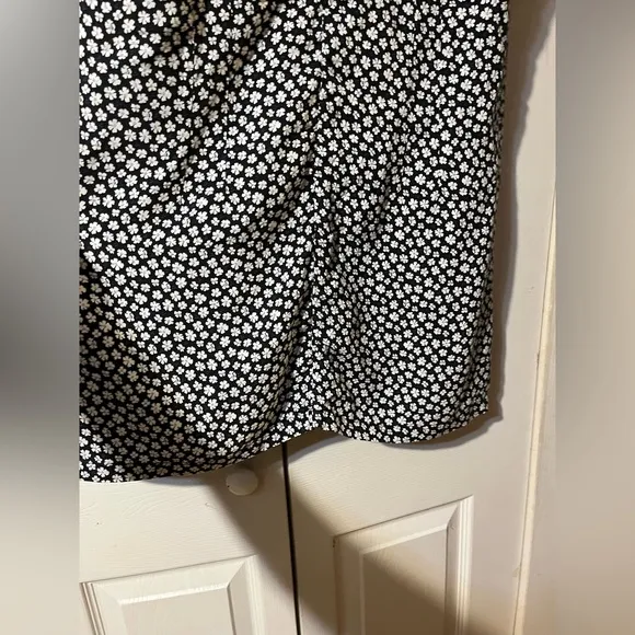 Reformation Dress Short Sleeve Button Down Daisy Print Mini Size M