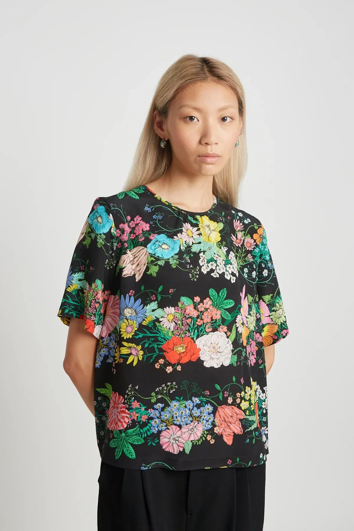 Rosamund Tee | Black Floral