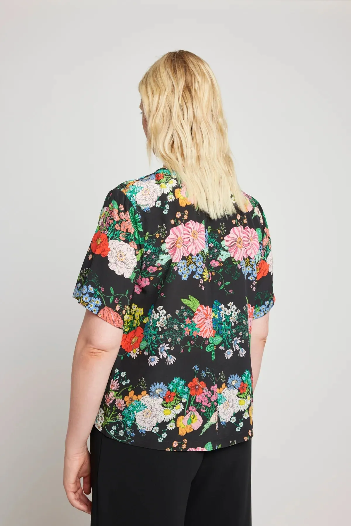 Rosamund Tee | Black Floral
