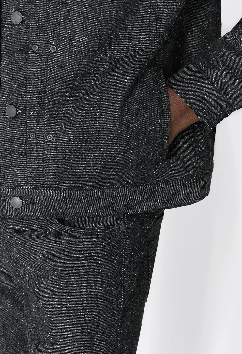 Silk Noil Cropped Thumper Jacket Type II / Raw Black