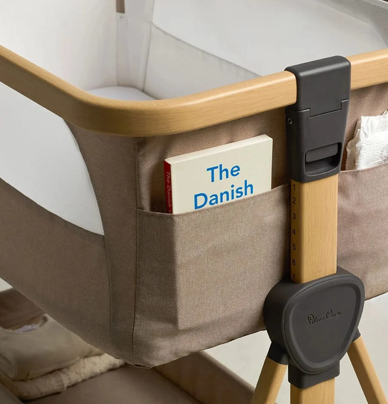 Silver Cross Lunar Bedside Crib - Oatmeal