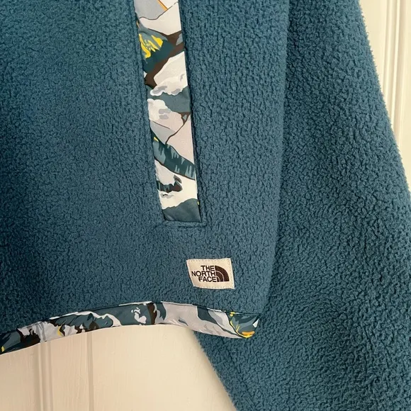 {The North Face} Liberty Cragmont Pullover Fleece in Teal - Women's Large