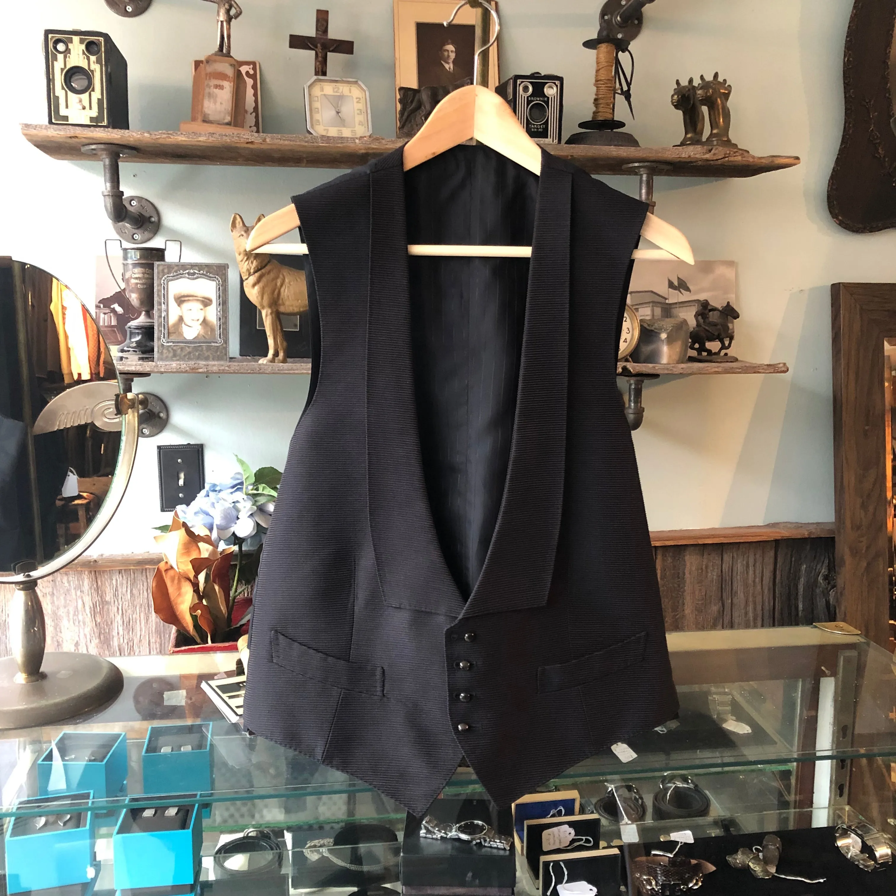 Tom Ford Shawl Collar Black Formal Vest - 40