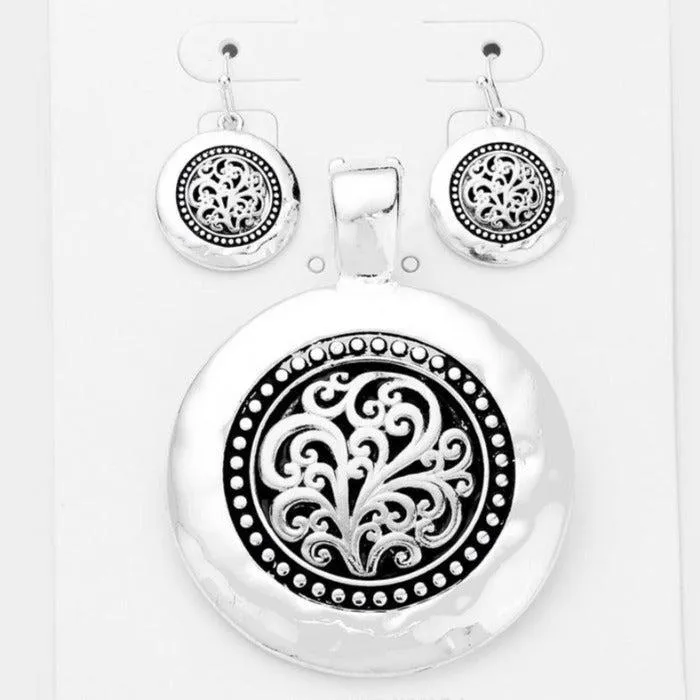 Tree Pattern Hammered Pendant Set