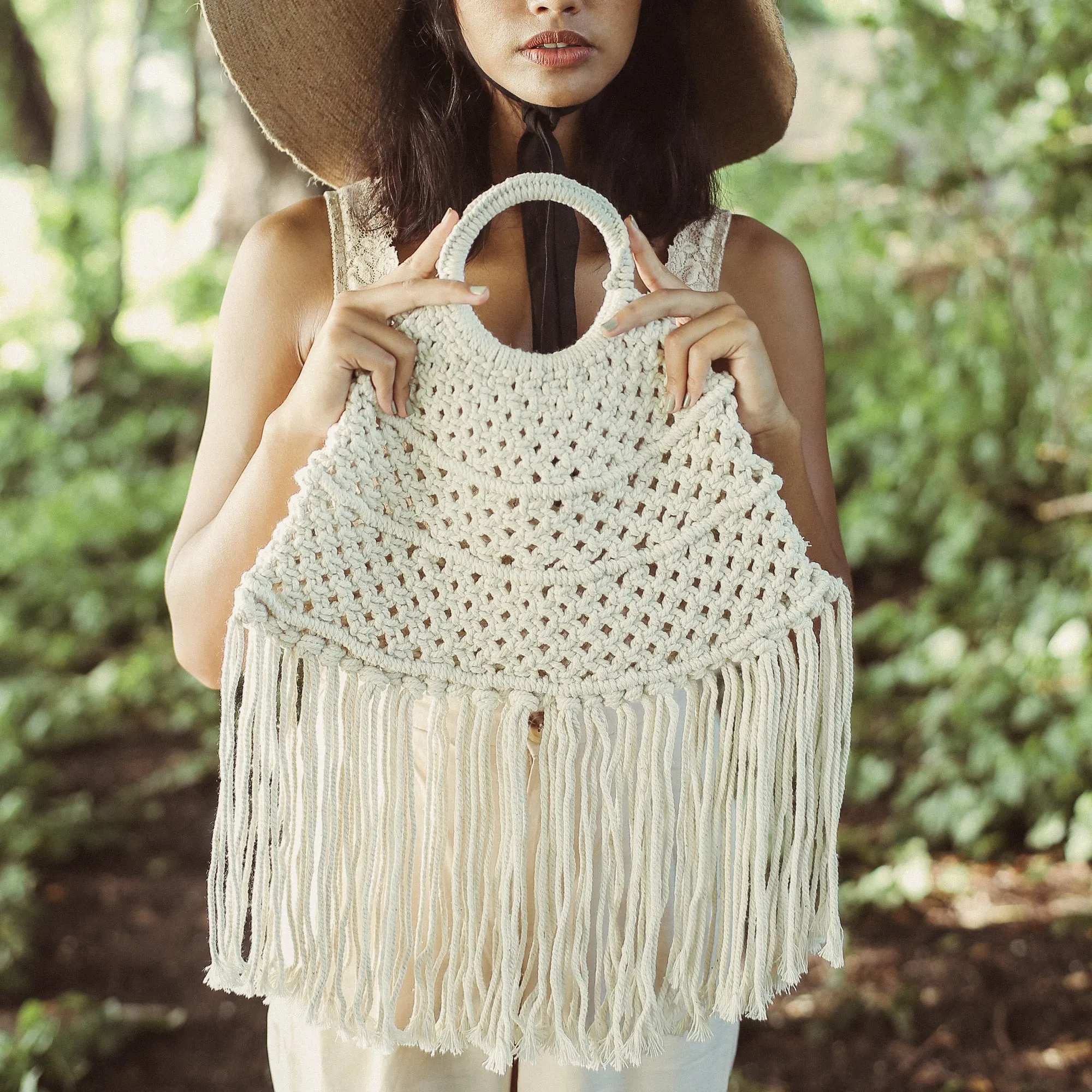 Unique Amer Macrame Handwoven Fringe Bag