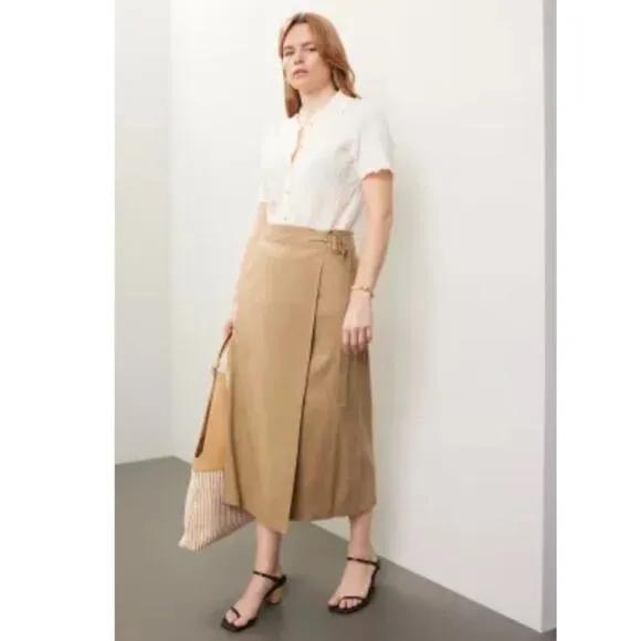 Vince Buckle Wrap Skirt Tan Size 14