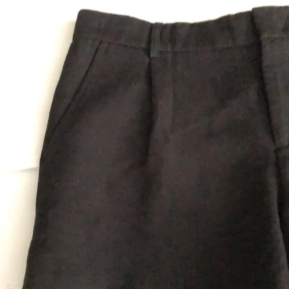 Vince Shorts Black SZ 8 Linen Cotton Polyester Like New!