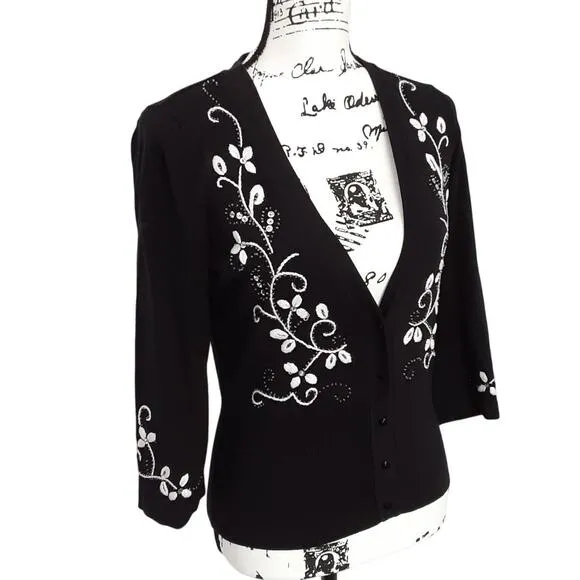 Vintage Silk Blend Cardigan Sweater White Embroidered Floral Womens M Coquette
