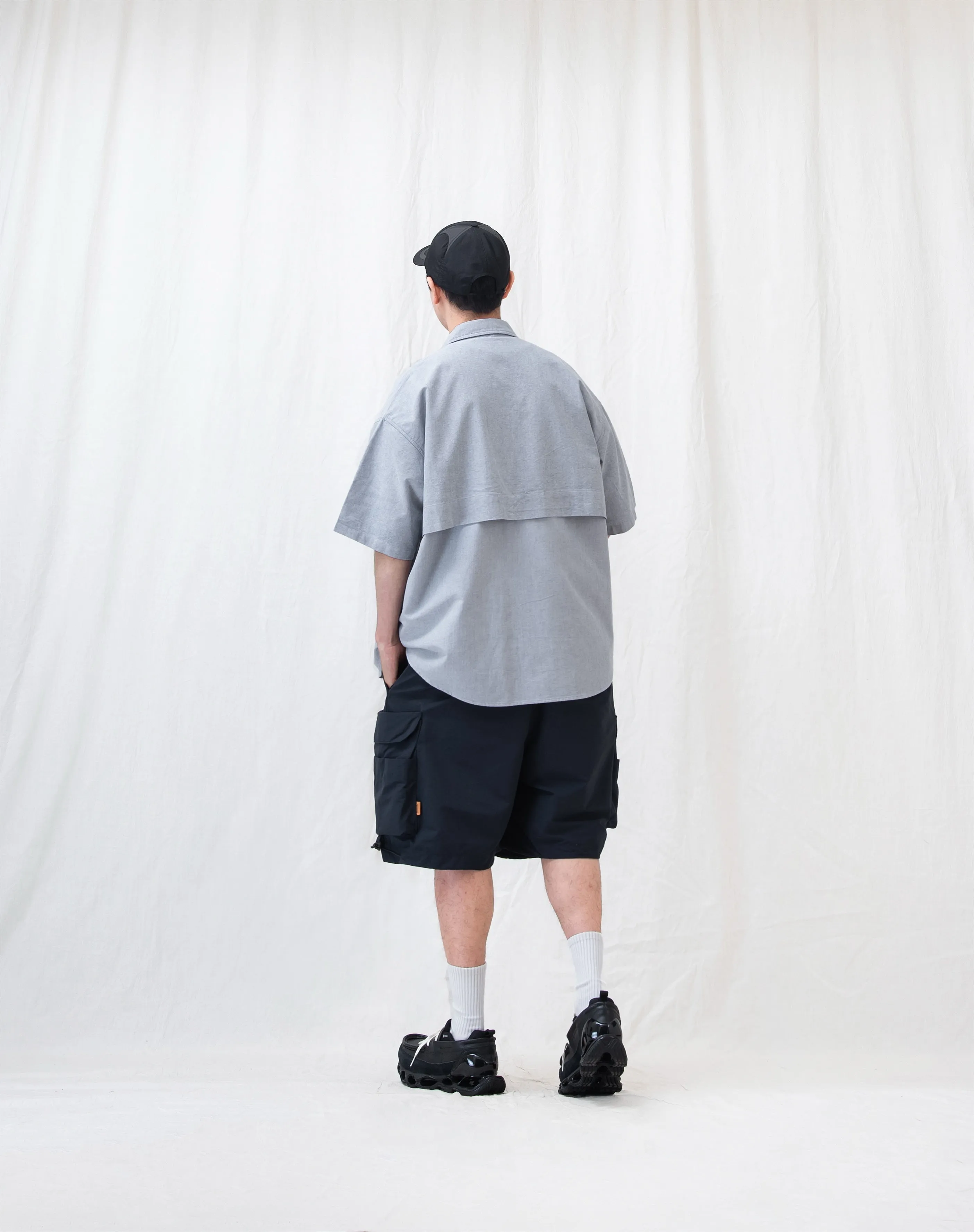 WATER-REPELLENT FUNCTIONAL CARGO SHORTS