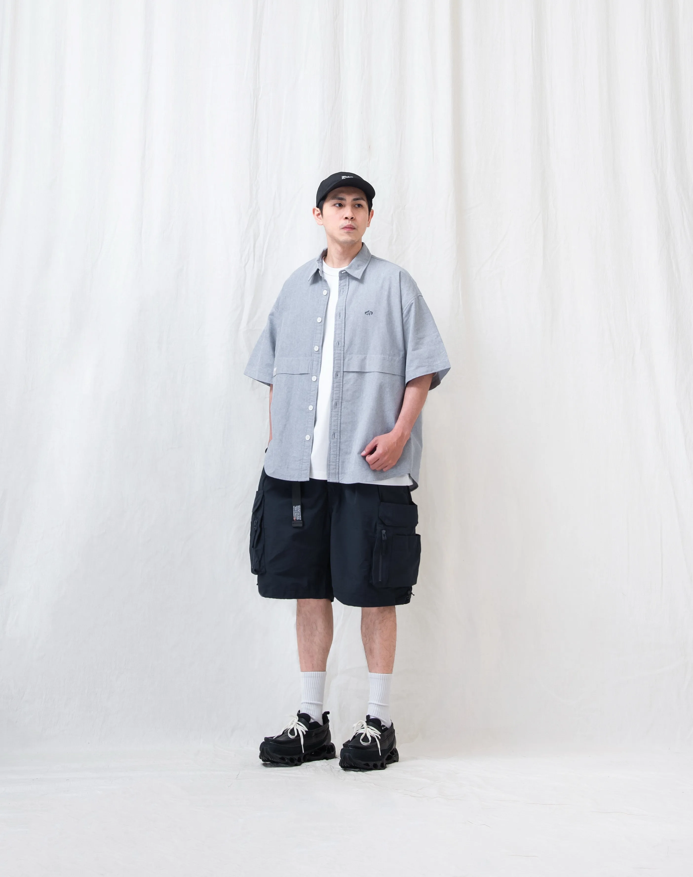 WATER-REPELLENT FUNCTIONAL CARGO SHORTS