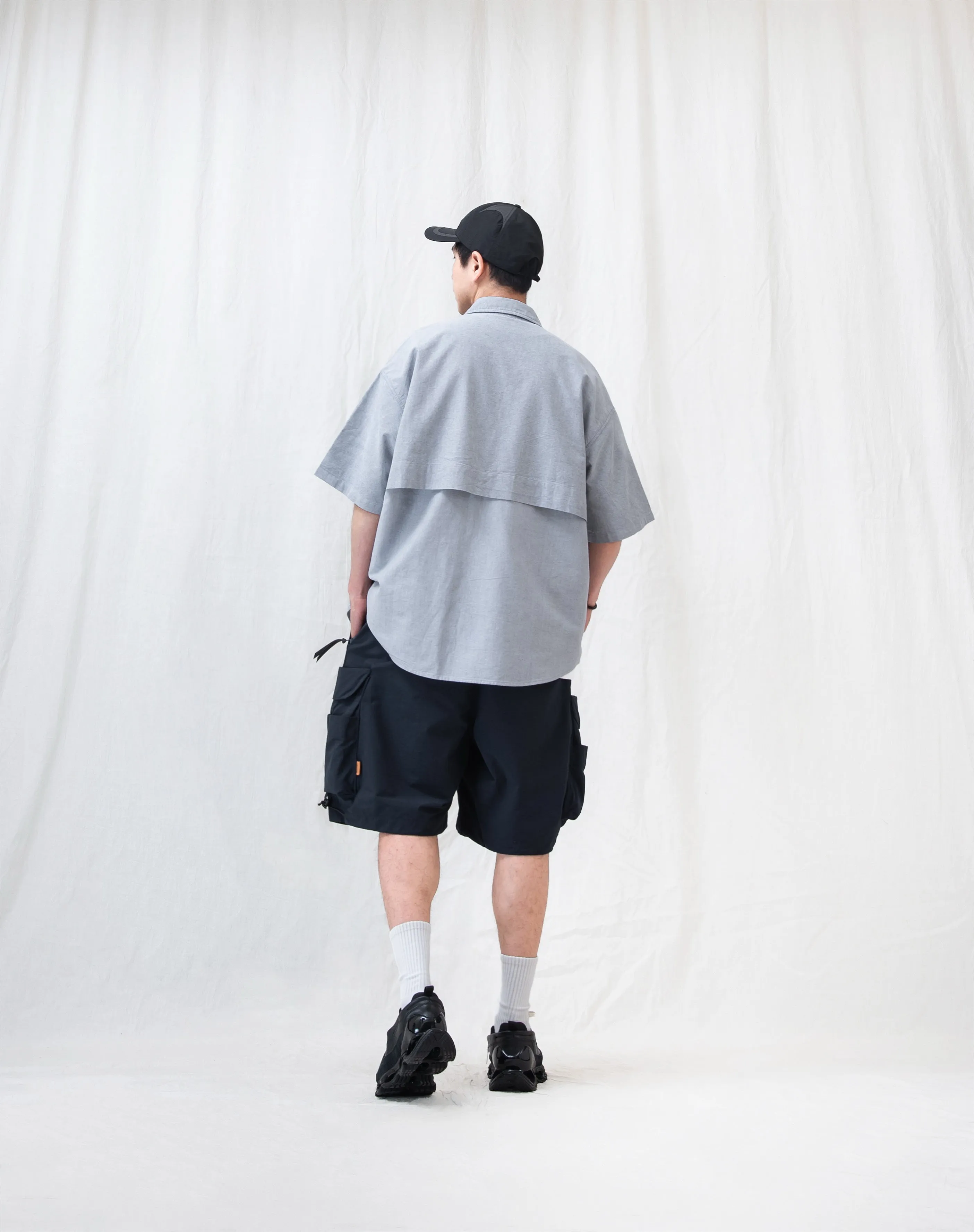 WATER-REPELLENT FUNCTIONAL CARGO SHORTS