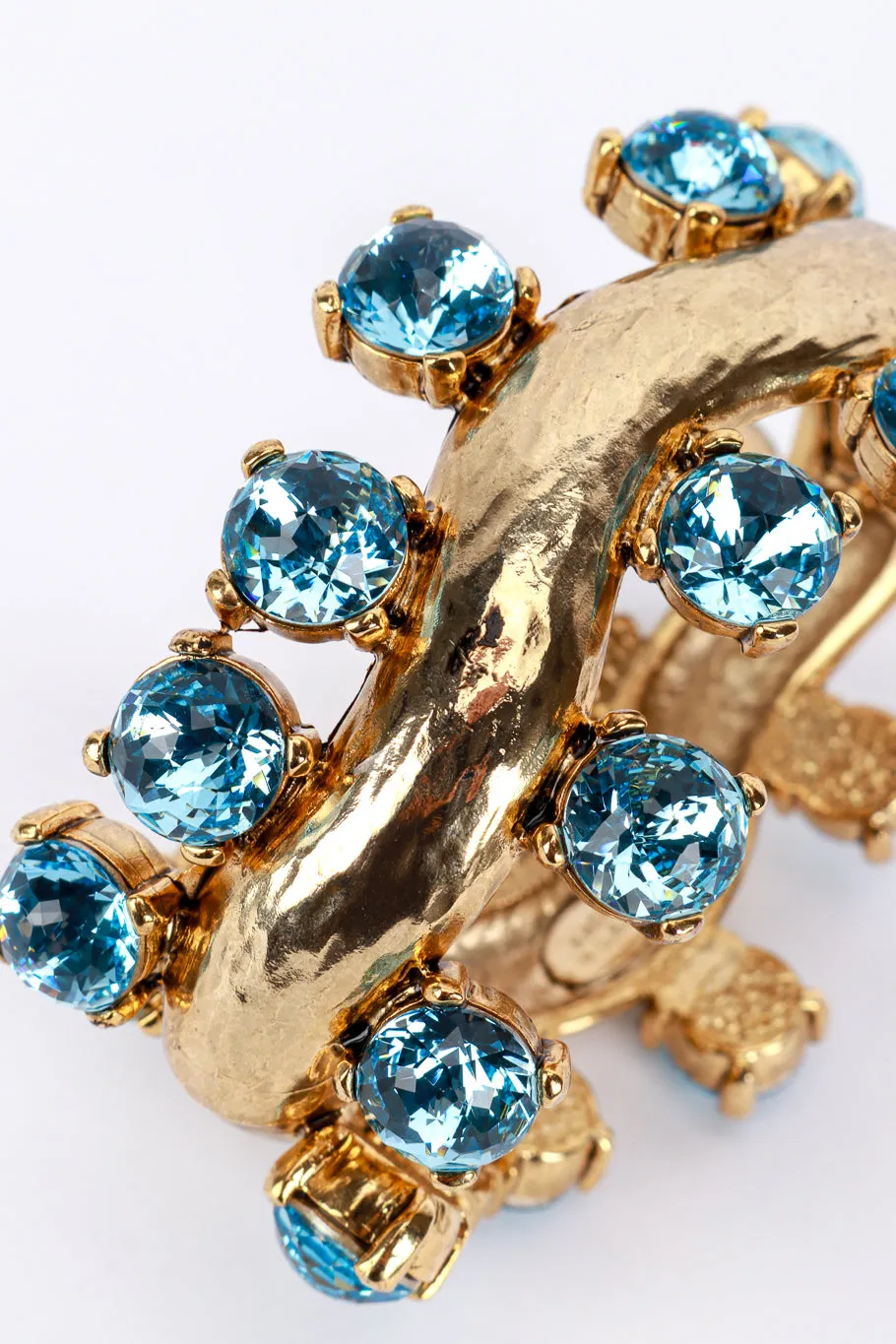 Wavy Crystal Gem Bracelet