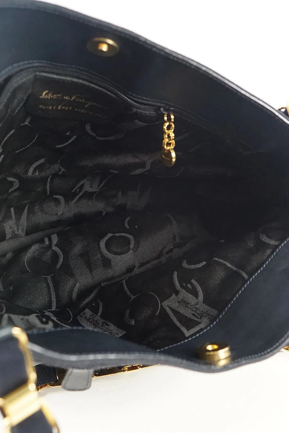 [WB4187] Salvatore Ferragamo | Shoulder Bag