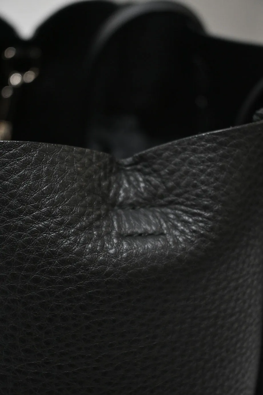 [WB5326] Balenciaga | Cross-Body Bag