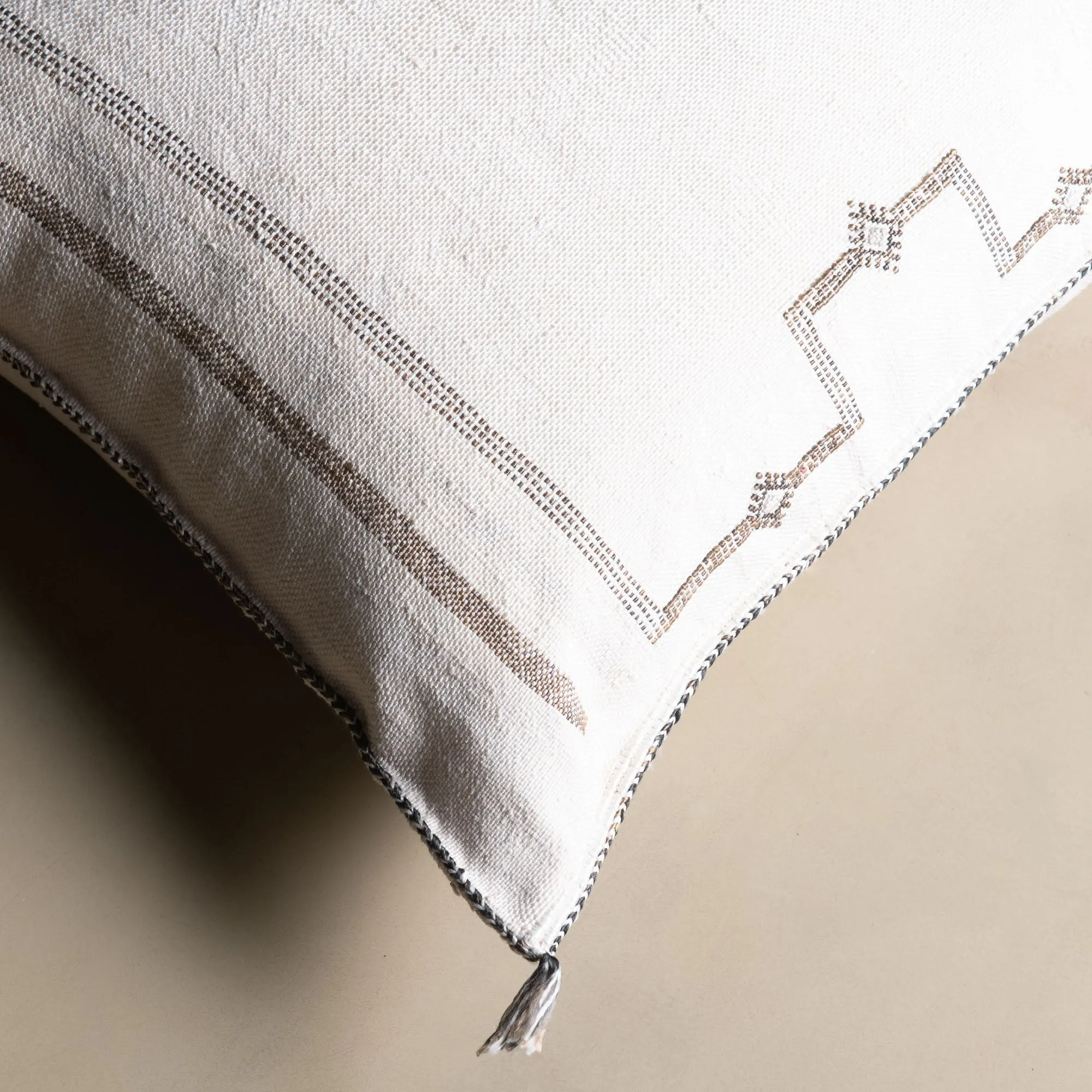 White Cactus silk pillow cover
