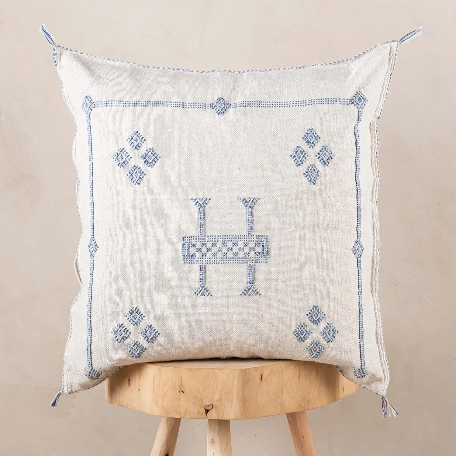 White Cactus silk pillow cover