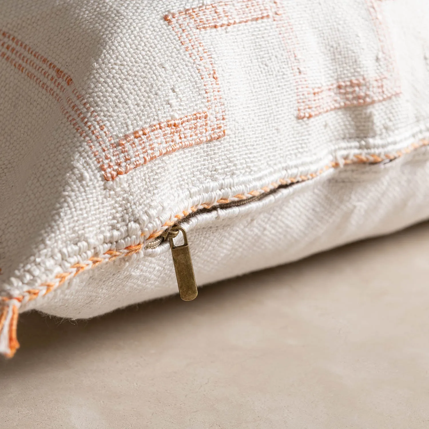White Cactus silk pillow cover