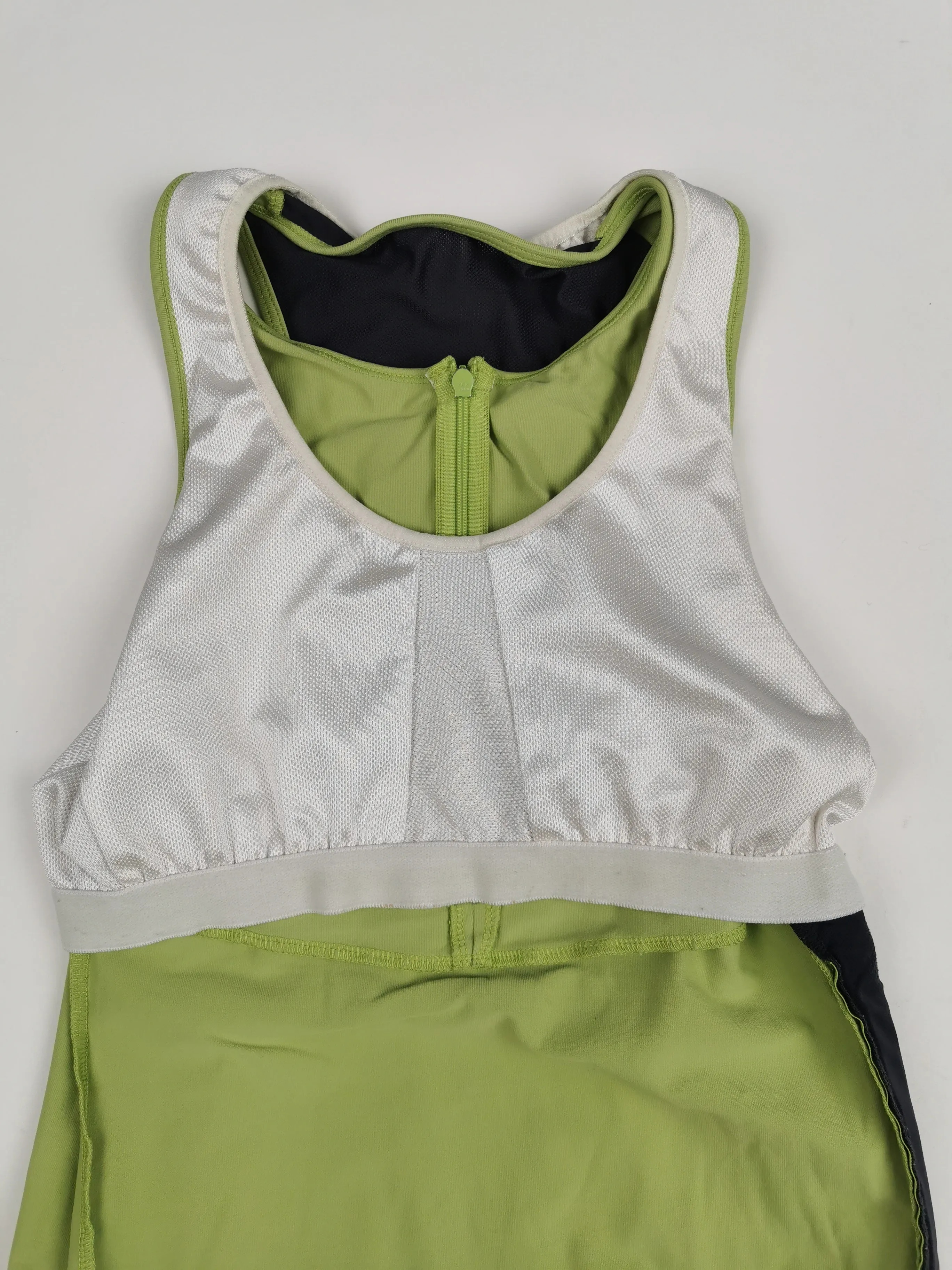 WOMENS SIZE MEDIUM - MEC, Athletic Sports Tank VGUC B34