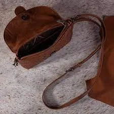Wrangler Croc Embossed Crossbody Bag